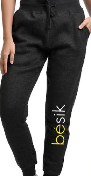 women bésik joggers